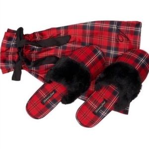 ❣️Victoria’s Secret Slippers❣️